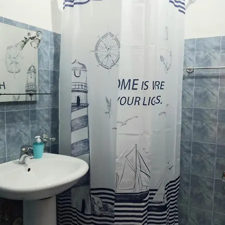 Kristi 2 Min To Sea Netflix & Espresso Station Apartment *