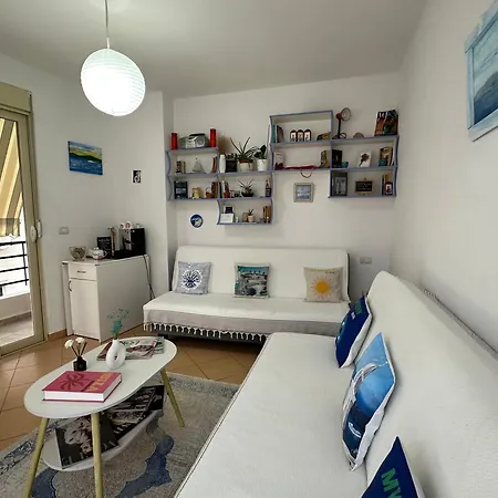 Kristi Apartment