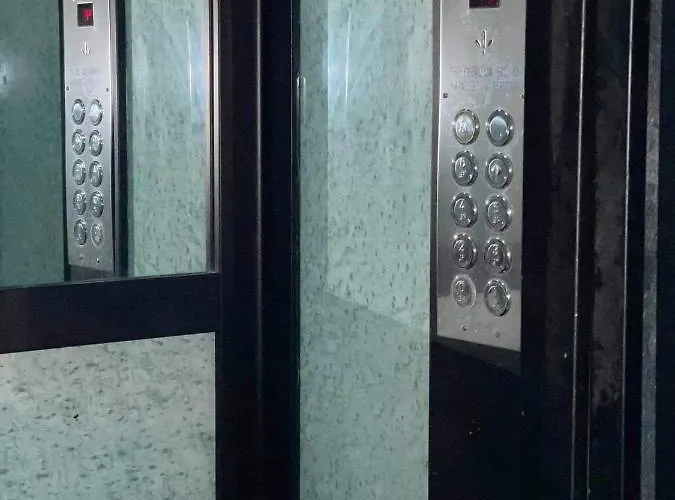 Kristi 2 Min To Sea Netflix & Espresso Station * סרנדה