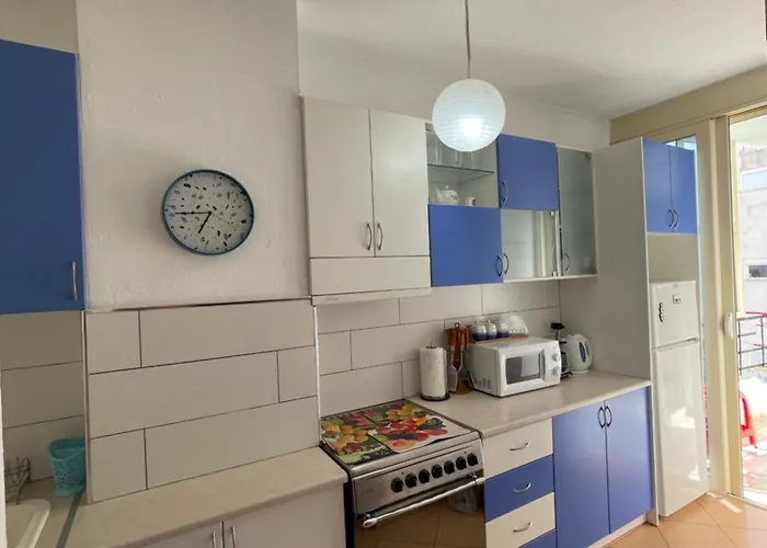 Kristi 2 Min To Sea Netflix & Espresso Station Sarande