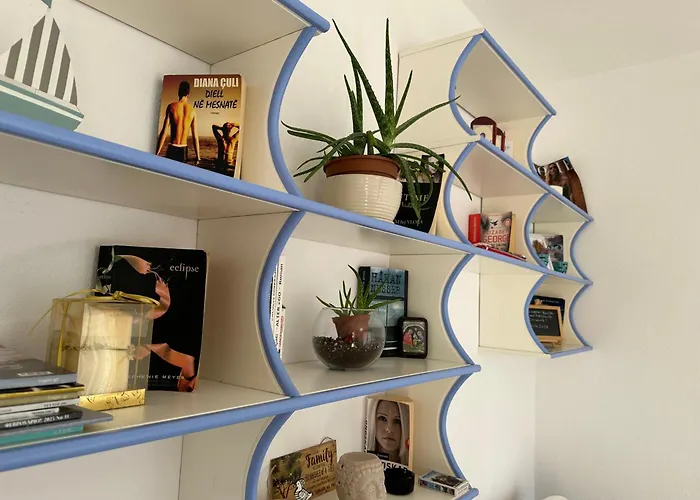 Kristi 2 Min To Sea Netflix & Espresso Station סרנדה